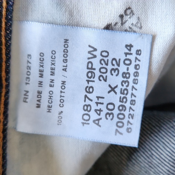 2- Pair Wrangler Rustler Heavyweight Jeans - Picture 5 of 6